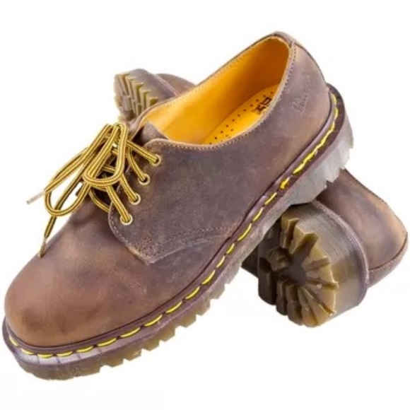 Dr. Martens Other - Dr. Martens 1561 Brown 4 Eyelet Oxford Shoes